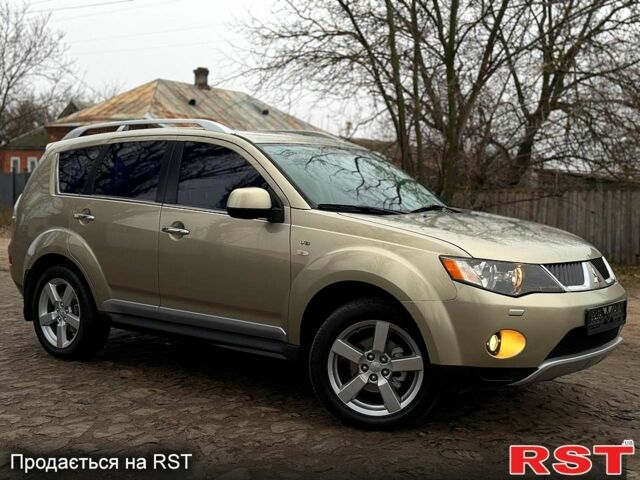 Мицубиси Аутлендер, объемом двигателя 3 л и пробегом 178 тыс. км за 9450 $, фото 1 на Automoto.ua