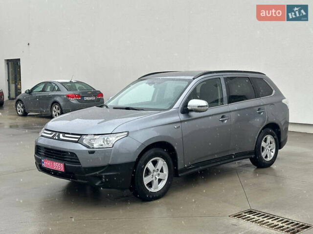 Мицубиси Аутлендер, объемом двигателя 2.27 л и пробегом 207 тыс. км за 13500 $, фото 1 на Automoto.ua