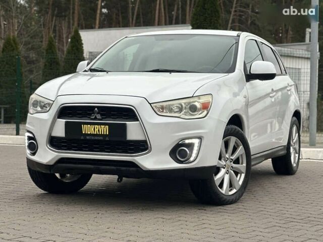 Мицубиси Аутлендер, объемом двигателя 0 л и пробегом 257 тыс. км за 10800 $, фото 1 на Automoto.ua