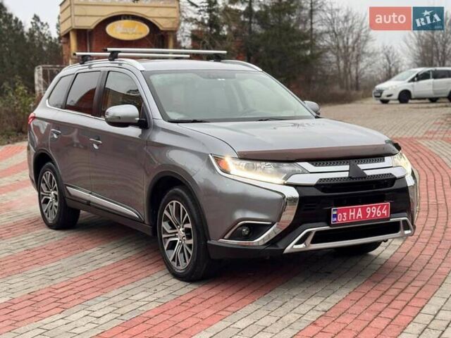 Мицубиси Аутлендер, объемом двигателя 2.36 л и пробегом 145 тыс. км за 15999 $, фото 1 на Automoto.ua