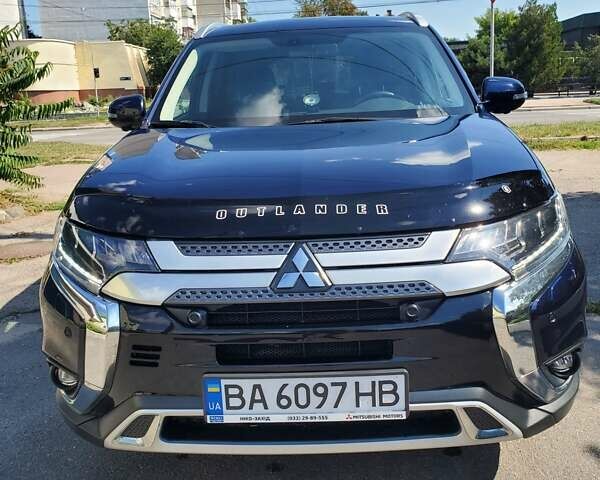 Міцубісі Аутлендер, об'ємом двигуна 2.36 л та пробігом 52 тис. км за 22600 $, фото 1 на Automoto.ua