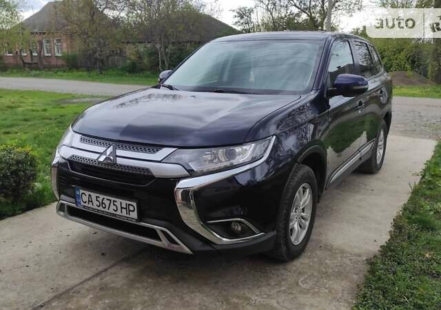 Мицубиси Аутлендер, объемом двигателя 2 л и пробегом 107 тыс. км за 18800 $, фото 1 на Automoto.ua