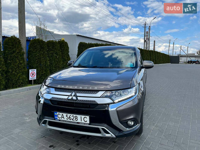 Мицубиси Аутлендер, объемом двигателя 2 л и пробегом 33 тыс. км за 24700 $, фото 1 на Automoto.ua