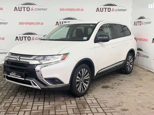 Мицубиси Аутлендер, объемом двигателя 2.4 л и пробегом 39 тыс. км за 18350 $, фото 1 на Automoto.ua