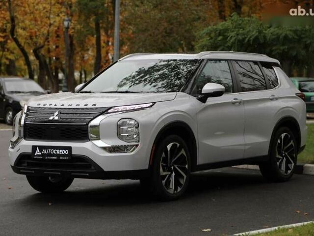 Міцубісі Аутлендер, об'ємом двигуна 2.5 л та пробігом 18 тис. км за 30000 $, фото 1 на Automoto.ua