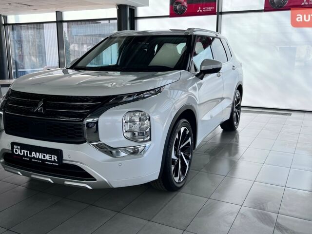 купити нове авто Міцубісі Аутлендер 2025 року від офіційного дилера ВТ МОТОРС Міцубісі фото