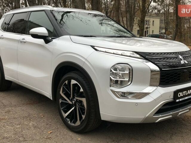 Мицубиси Аутлендер, объемом двигателя 2.49 л и пробегом 0 тыс. км за 39728 $, фото 1 на Automoto.ua