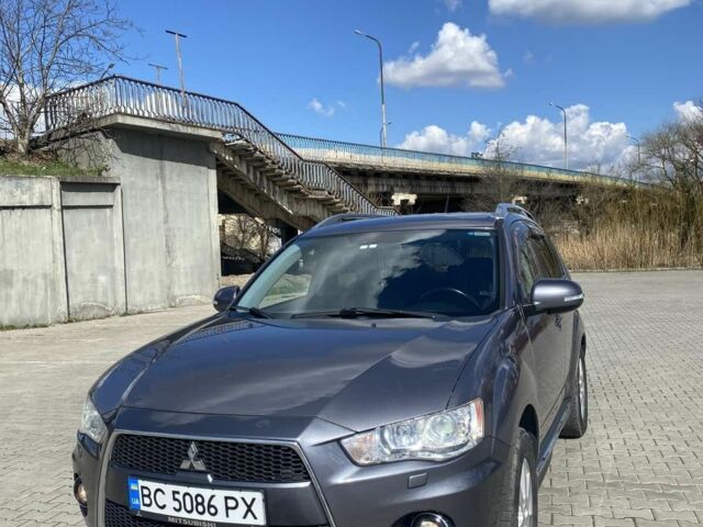 Сірий Міцубісі Аутлендер, об'ємом двигуна 0 л та пробігом 190 тис. км за 11500 $, фото 1 на Automoto.ua