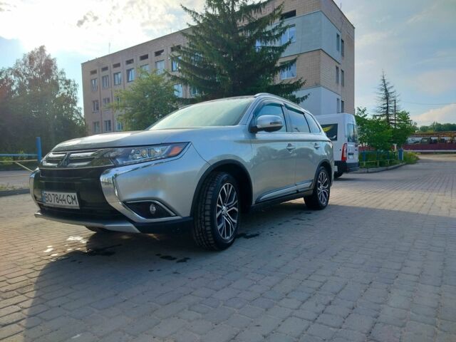 Сірий Міцубісі Аутлендер, об'ємом двигуна 2.4 л та пробігом 95 тис. км за 16800 $, фото 1 на Automoto.ua