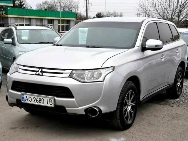Міцубісі Аутлендер 2014 у Львові на Automoto.ua Сірий Міцубісі Аутлендер, об'ємом двигуна 2 л та пробігом 200 тис. км за 10800 $, фото 1 на Automoto.ua