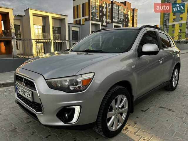 Серый Мицубиси Аутлендер, объемом двигателя 2 л и пробегом 96 тыс. км за 12700 $, фото 1 на Automoto.ua