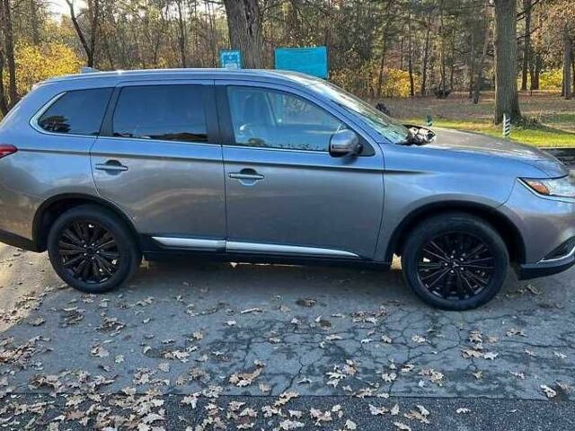 Сірий Міцубісі Аутлендер, об'ємом двигуна 2.4 л та пробігом 120 тис. км за 21200 $, фото 1 на Automoto.ua