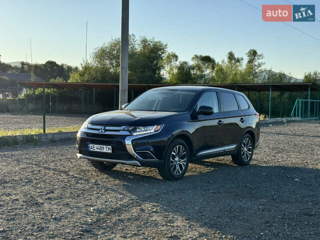 Міцубісі Аутлендер 2017 у Дніпро (Дніпропетровську) на Automoto.ua Синій Міцубісі Аутлендер, об'ємом двигуна 2.36 л та пробігом 105 тис. км за 14450 $, фото 1 на Automoto.ua