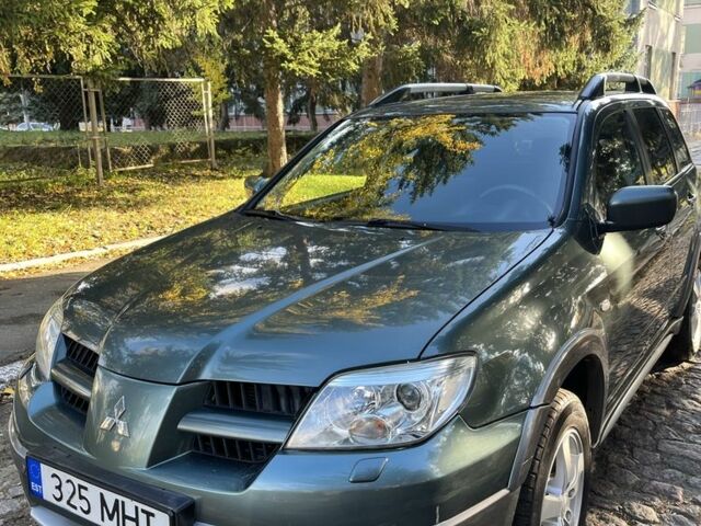 Мицубиси Аутлендер 2007 в Тульчине на Automoto.ua Зеленый Мицубиси Аутлендер, объемом двигателя 2.4 л и пробегом 150 тыс. км за 4600 $, фото 1 на Automoto.ua