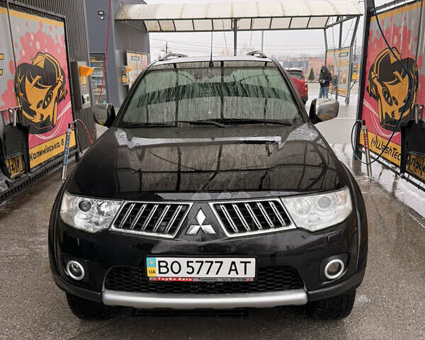 Чорний Міцубісі Паджеро Спорт, об'ємом двигуна 2.48 л та пробігом 225 тис. км за 14799 $, фото 1 на Automoto.ua