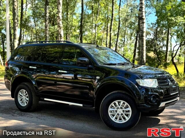 Чорний Міцубісі Паджеро Спорт, об'ємом двигуна 2.5 л та пробігом 181 тис. км за 13300 $, фото 1 на Automoto.ua