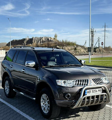 Коричневый Мицубиси Паджеро Спорт, объемом двигателя 2.48 л и пробегом 241 тыс. км за 14000 $, фото 1 на Automoto.ua