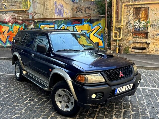 Мицубиси Паджеро Спорт, объемом двигателя 2.5 л и пробегом 230 тыс. км за 3700 $, фото 1 на Automoto.ua