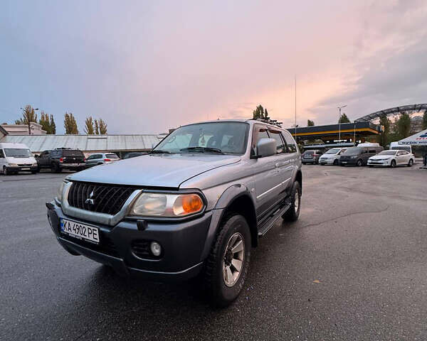 Мицубиси Паджеро Спорт 2005 в Киеве на Automoto.ua Серый Мицубиси Паджеро Спорт, объемом двигателя 3 л и пробегом 330 тыс. км за 6000 $, фото 1 на Automoto.ua