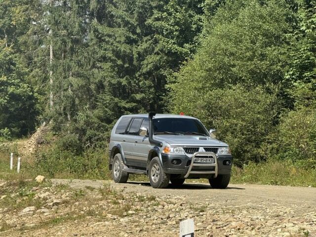 Серый Мицубиси Паджеро Спорт, объемом двигателя 2.5 л и пробегом 223 тыс. км за 8300 $, фото 1 на Automoto.ua