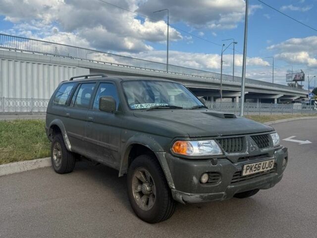 Серый Мицубиси Паджеро Спорт, объемом двигателя 0 л и пробегом 158 тыс. км за 3700 $, фото 1 на Automoto.ua