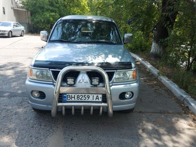 Серый Мицубиси Паджеро Спорт, объемом двигателя 3 л и пробегом 198 тыс. км за 7500 $, фото 1 на Automoto.ua