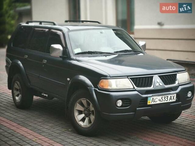 Сірий Міцубісі Паджеро Спорт, об'ємом двигуна 3 л та пробігом 375 тис. км за 8000 $, фото 1 на Automoto.ua