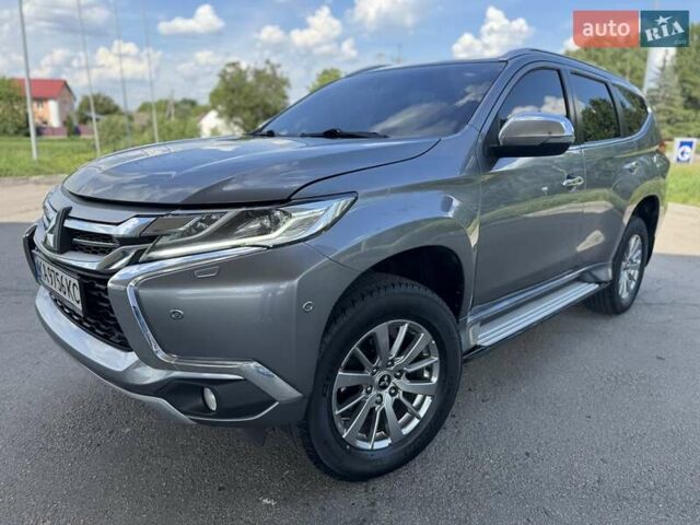 Сірий Міцубісі Паджеро Спорт, об'ємом двигуна 2.4 л та пробігом 173 тис. км за 19750 $, фото 1 на Automoto.ua