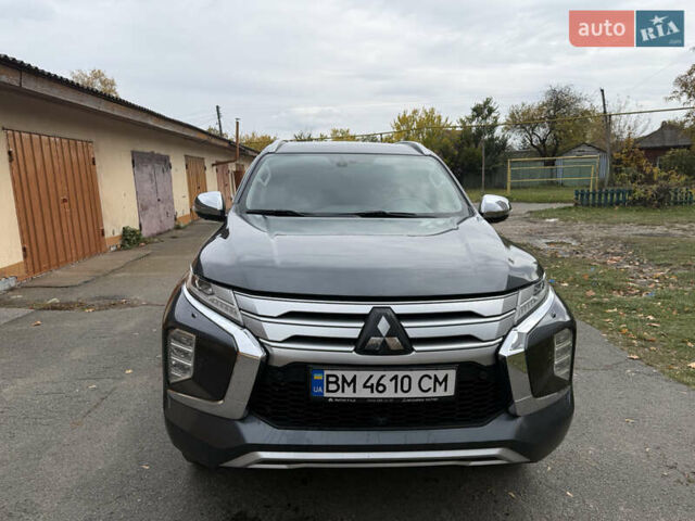 Серый Мицубиси Паджеро Спорт, объемом двигателя 2.44 л и пробегом 164 тыс. км за 36000 $, фото 1 на Automoto.ua