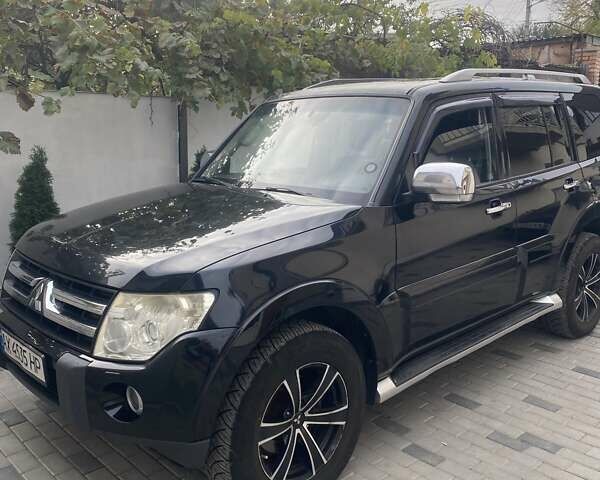 Чорний Міцубісі Паджеро Вагон, об'ємом двигуна 3.8 л та пробігом 291 тис. км за 11000 $, фото 1 на Automoto.ua