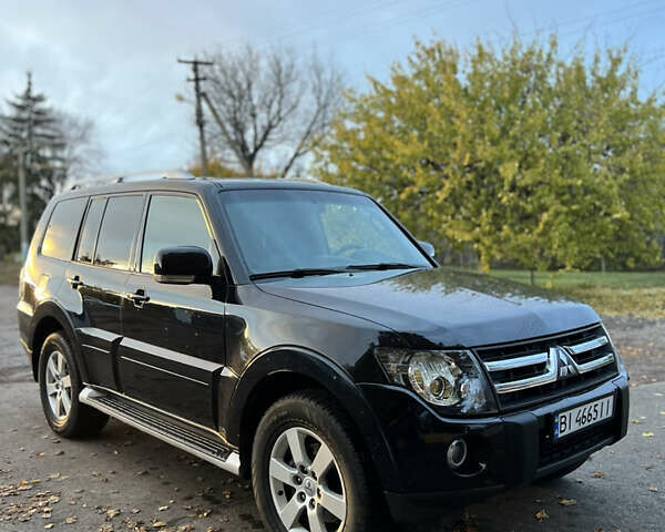 Чорний Міцубісі Паджеро Вагон, об'ємом двигуна 3.8 л та пробігом 208 тис. км за 11500 $, фото 1 на Automoto.ua