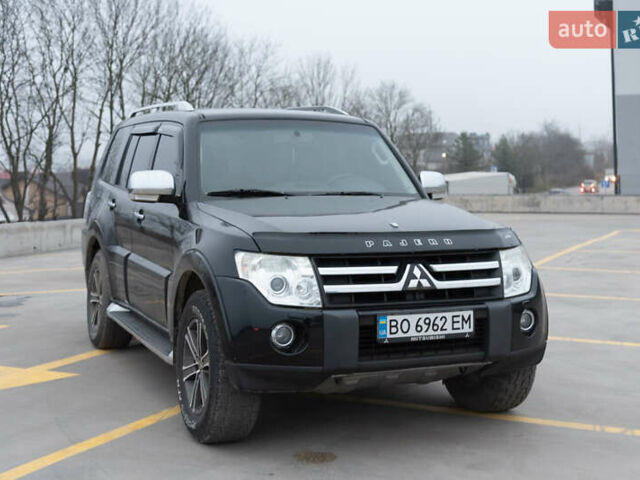 Черный Мицубиси Паджеро Вагон, объемом двигателя 2.97 л и пробегом 167 тыс. км за 10500 $, фото 1 на Automoto.ua
