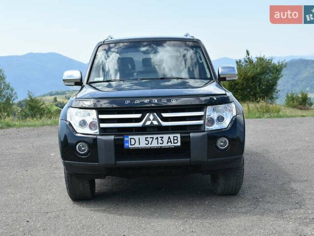 Чорний Міцубісі Паджеро Вагон, об'ємом двигуна 2.97 л та пробігом 310 тис. км за 13600 $, фото 1 на Automoto.ua