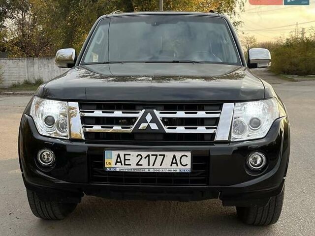 Черный Мицубиси Паджеро Вагон, объемом двигателя 3.2 л и пробегом 80 тыс. км за 25000 $, фото 1 на Automoto.ua