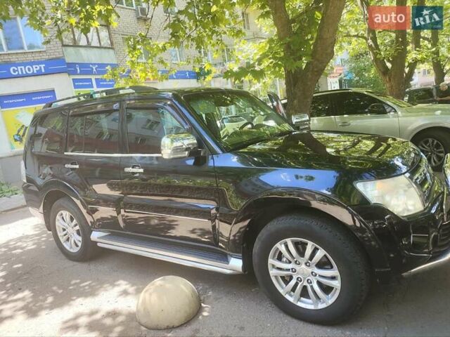 Чорний Міцубісі Паджеро Вагон, об'ємом двигуна 3.2 л та пробігом 57 тис. км за 24000 $, фото 1 на Automoto.ua
