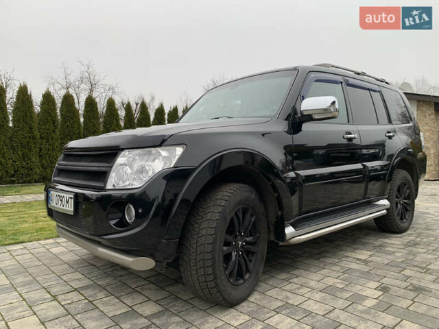 Чорний Міцубісі Паджеро Вагон, об'ємом двигуна 3.2 л та пробігом 174 тис. км за 21500 $, фото 1 на Automoto.ua
