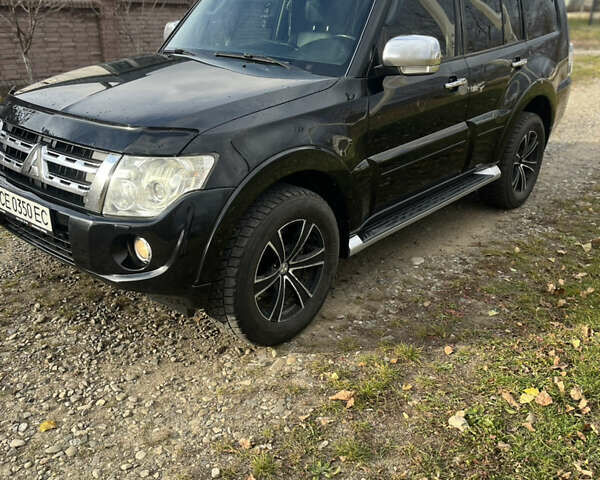 Черный Мицубиси Паджеро Вагон, объемом двигателя 3.2 л и пробегом 220 тыс. км за 19500 $, фото 1 на Automoto.ua