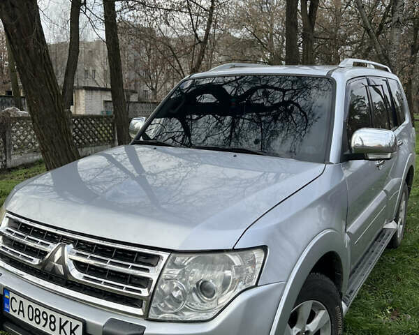 Серый Мицубиси Паджеро Вагон, объемом двигателя 2.97 л и пробегом 225 тыс. км за 11800 $, фото 1 на Automoto.ua