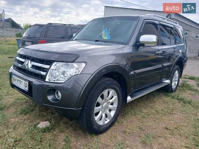 Серый Мицубиси Паджеро Вагон, объемом двигателя 2.97 л и пробегом 38 тыс. км за 20400 $, фото 1 на Automoto.ua