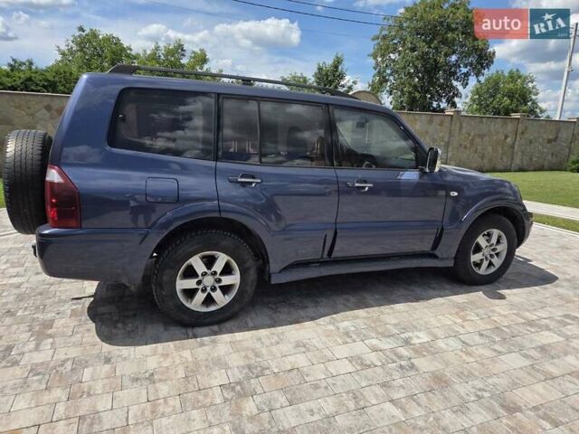 Синий Мицубиси Паджеро Вагон, объемом двигателя 3.5 л и пробегом 298 тыс. км за 7250 $, фото 1 на Automoto.ua