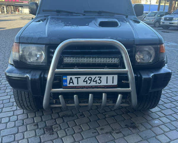 Черный Мицубиси Паджеро, объемом двигателя 2.84 л и пробегом 400 тыс. км за 6777 $, фото 1 на Automoto.ua