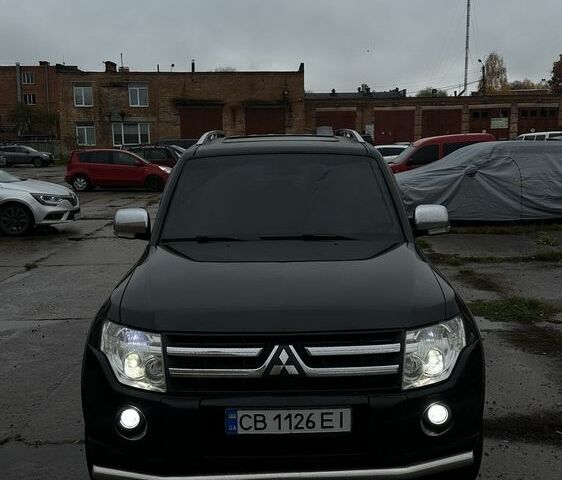 Міцубісі Паджеро 2007 у Чернігові на Automoto.ua Чорний Міцубісі Паджеро, об'ємом двигуна 3 л та пробігом 220 тис. км за 12500 $, фото 1 на Automoto.ua