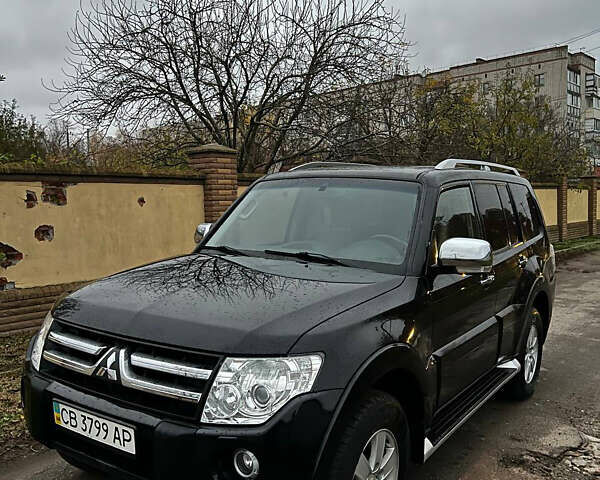 Чорний Міцубісі Паджеро, об'ємом двигуна 3 л та пробігом 169 тис. км за 14150 $, фото 1 на Automoto.ua