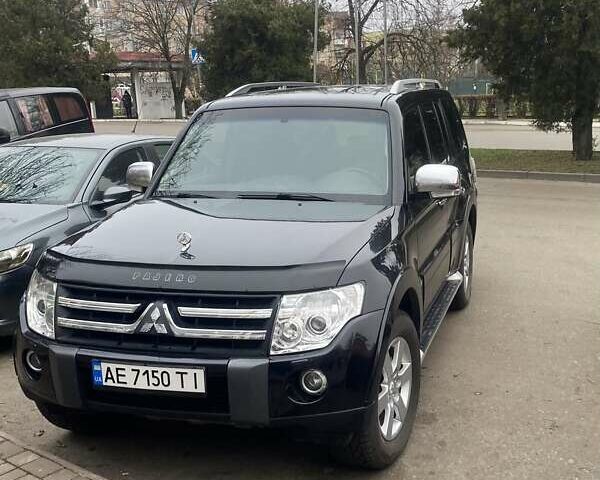 Черный Мицубиси Паджеро, объемом двигателя 2.97 л и пробегом 122 тыс. км за 12500 $, фото 1 на Automoto.ua