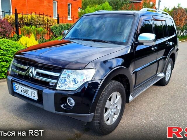 Черный Мицубиси Паджеро, объемом двигателя 3.8 л и пробегом 196 тыс. км за 11500 $, фото 1 на Automoto.ua