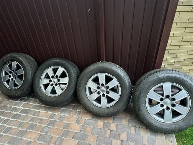 Чорний Міцубісі Паджеро, об'ємом двигуна 3 л та пробігом 294 тис. км за 11500 $, фото 1 на Automoto.ua