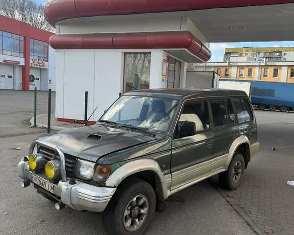 Мицубиси Паджеро, объемом двигателя 2.8 л и пробегом 350 тыс. км за 2750 $, фото 1 на Automoto.ua