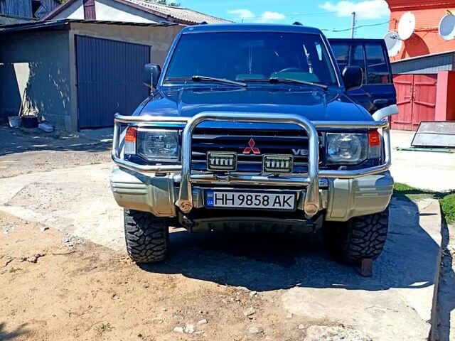 Мицубиси Паджеро, объемом двигателя 3.5 л и пробегом 0 тыс. км за 6100 $, фото 1 на Automoto.ua