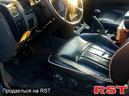 Мицубиси Паджеро, объемом двигателя 3.2 л и пробегом 370 тыс. км за 2400 $, фото 1 на Automoto.ua