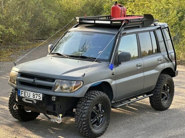 Мицубиси Паджеро, объемом двигателя 2 л и пробегом 170 тыс. км за 3200 $, фото 1 на Automoto.ua